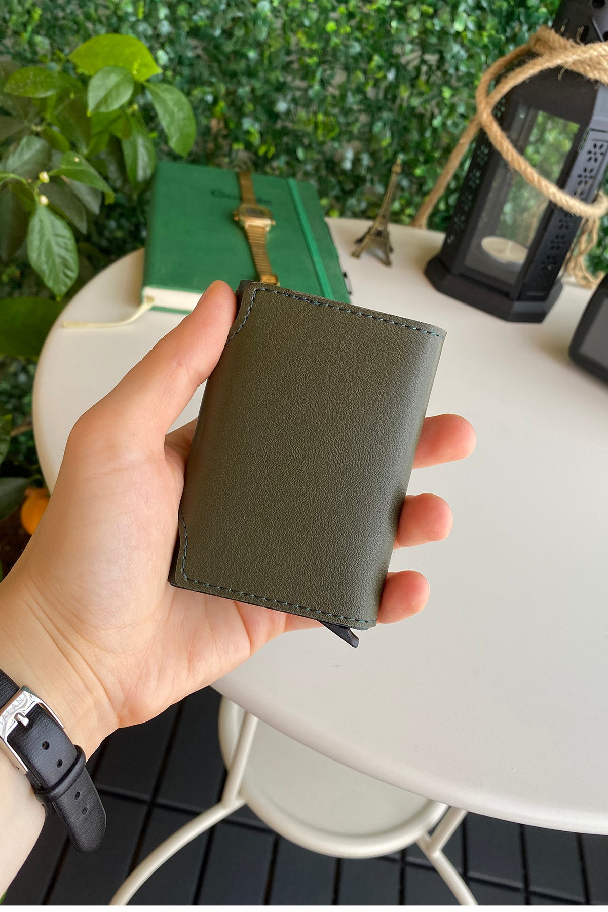 Konk - Synthetic Leather RFID Protection Pop-op Cardholder