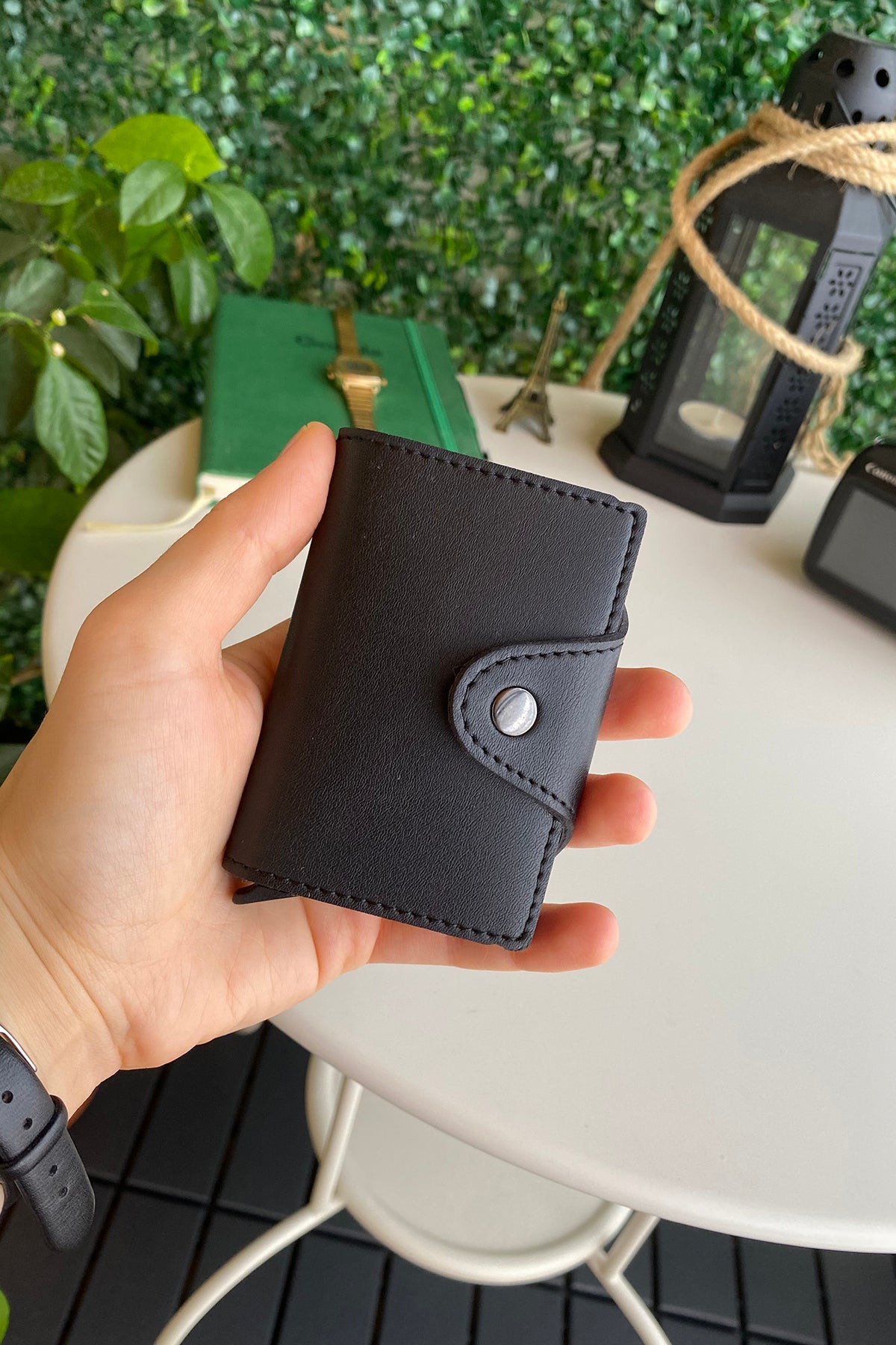 Konk - Synthetic Leather RFID Protection Pop-op Cardholder