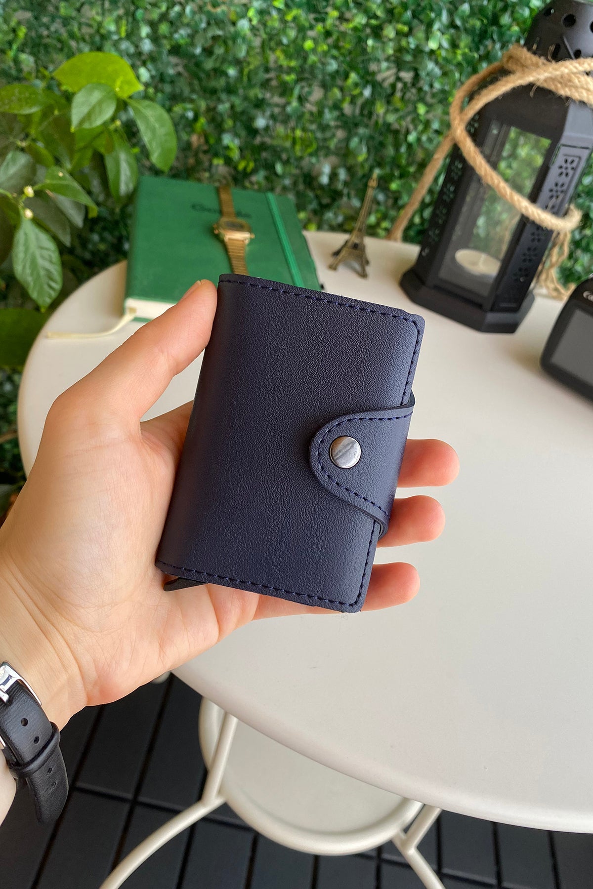 Konk - Synthetic Leather RFID Protection Pop-op Cardholder