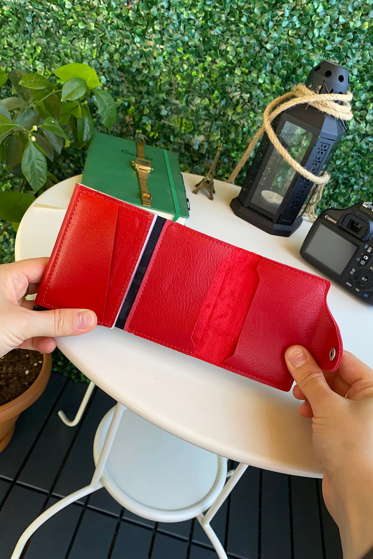 Konk - Synthetic Leather RFID Protection Pop-op Cardholder